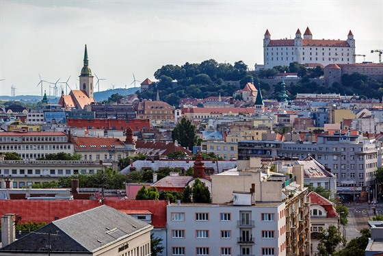 Nedostatek nových bytů a rostoucí ceny. Bratislava kopíruje vývoj Prahy