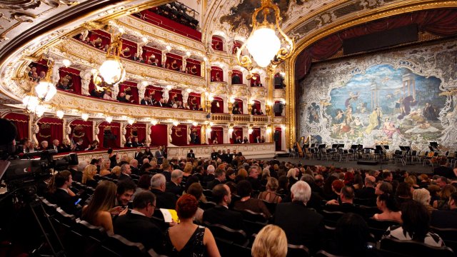 Rozsáhlá rekonstrukce vrátila české Státní opeře vzhled z roku 1888