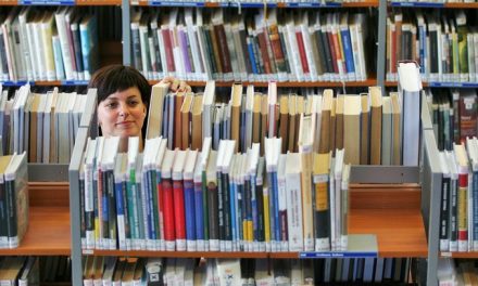 U karlovarské krajské knihovny roste nový pavilon, vystačí na dvacet let