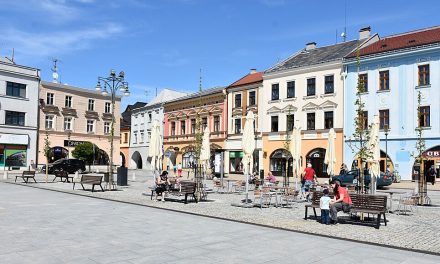 Opravené náměstí v Hranicích