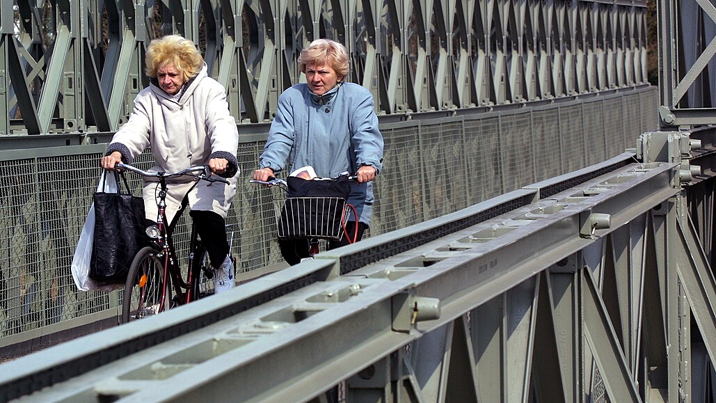 Železný most Bailey Bridge v Hradci Králové příští rok uzavřou opravy