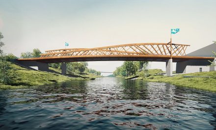 Nový most za stovky milionů zrezaví, oheň by mohl ukazovat čas