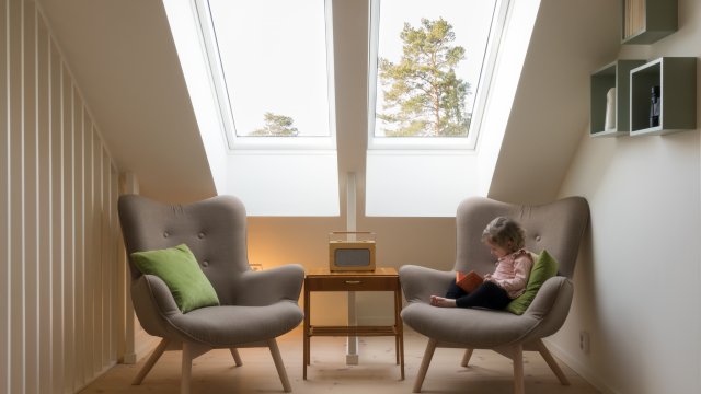 Střešní okna rozzáří každý interiér: Stručný přehled standardních realizací i atypických řešení