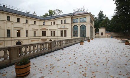 Palác znovu připomíná severní Itálii, oprava odkryla i baronovu koupelnu